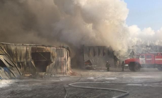 У Росії під час пожежі загинули десять громадян Китаю У Росії під час пожежі загинули десять громадян Китаю