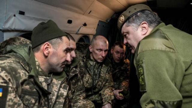 Повернулись не всі заручники бойовиків: з’явились деталі про рішення жінки лишитись в Донецьку