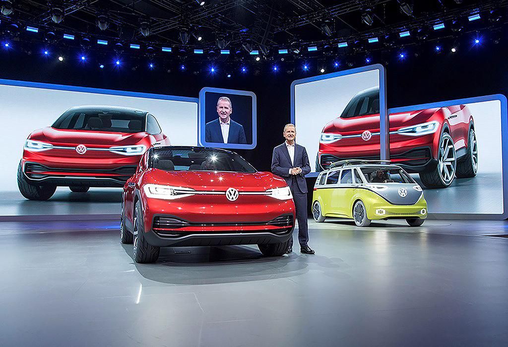 Volkswagen розсекретив усі новинки 2018 року (відео) Volkswagen розсекретив усі новинки 2018 року (відео)