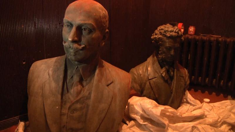 В Чернигове нашли украденные бюсты Коцюбинского и Пушкина