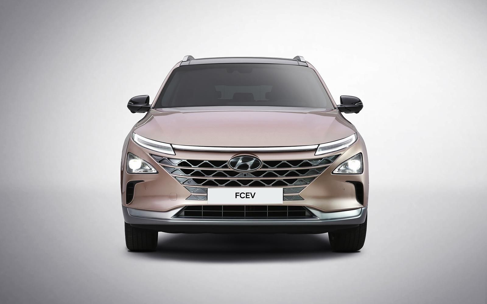 Hyundai покажет водородный электромобиль Hyundai покажет водородный электромобиль