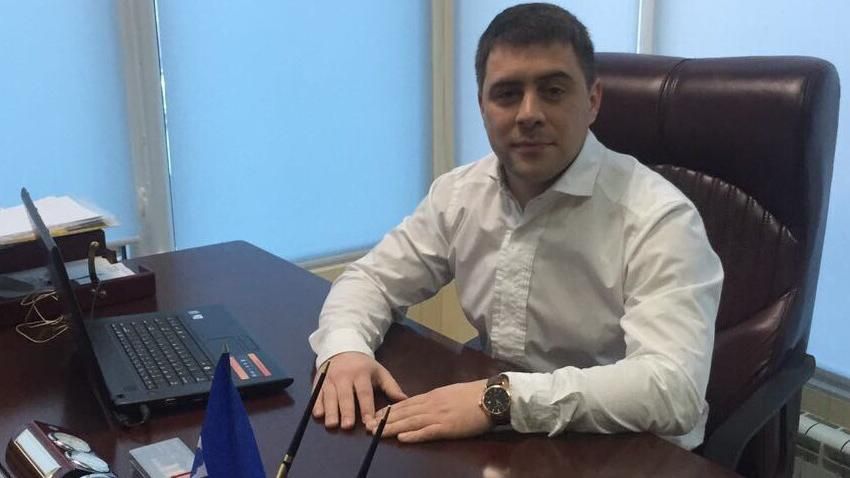 Депутат з Чернівців пояснив, звідки у нього 63 квартири