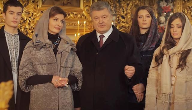 Порошенко поздравил украинцев с Рождеством: опубликовано видео