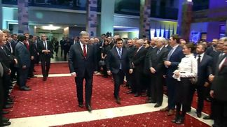 Деловые соглашения супругов Гройсманов, "фарт" Ляшко и банк Порошенко: декларации известных политиков