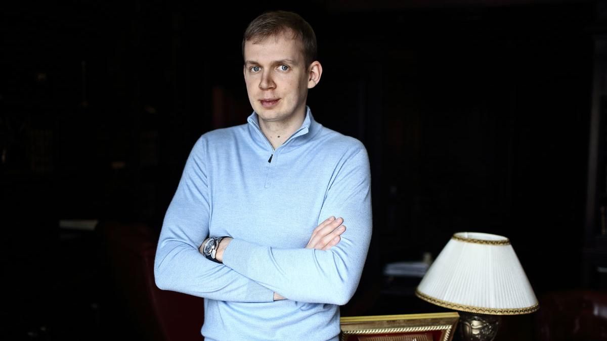 "Гаманець Януковича" Курченко почав побоюватися за життя після гучної стрілянини у Москві, – ЗМІ "Гаманець Януковича" Курченко почав побоюватися за життя після гучної стрілянини у Москві, – ЗМІ