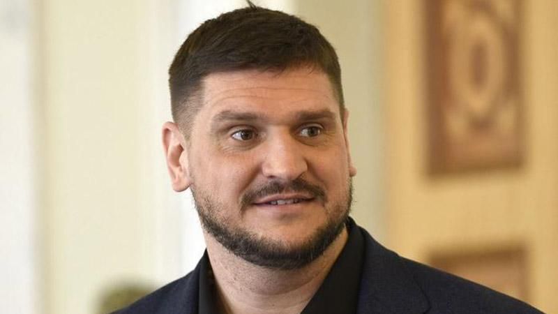 Екс-депутат від "БПП" продекламував вірш про ностальгію за СССР: з'явилось відео Екс-депутат від "БПП" продекламував вірш про ностальгію за СССР: з'явилось відео