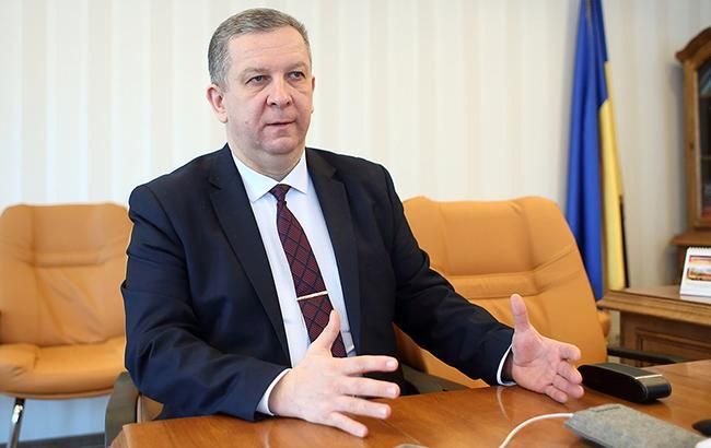 Зарплата міністра Реви: названа сума, яку він заробив за минулий рік Зарплата міністра Реви: названа сума, яку він заробив за минулий рік