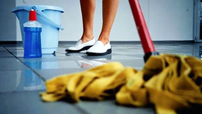 Уборщица во время работы обворовывала своих работодателей на Киевщине