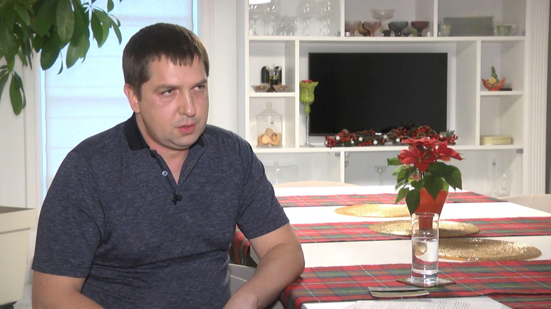 Білорус звинувачує українських поліцейських у вимаганні 50 тисяч доларів хабаря Білорус звинувачує українських поліцейських у вимаганні 50 тисяч доларів хабаря