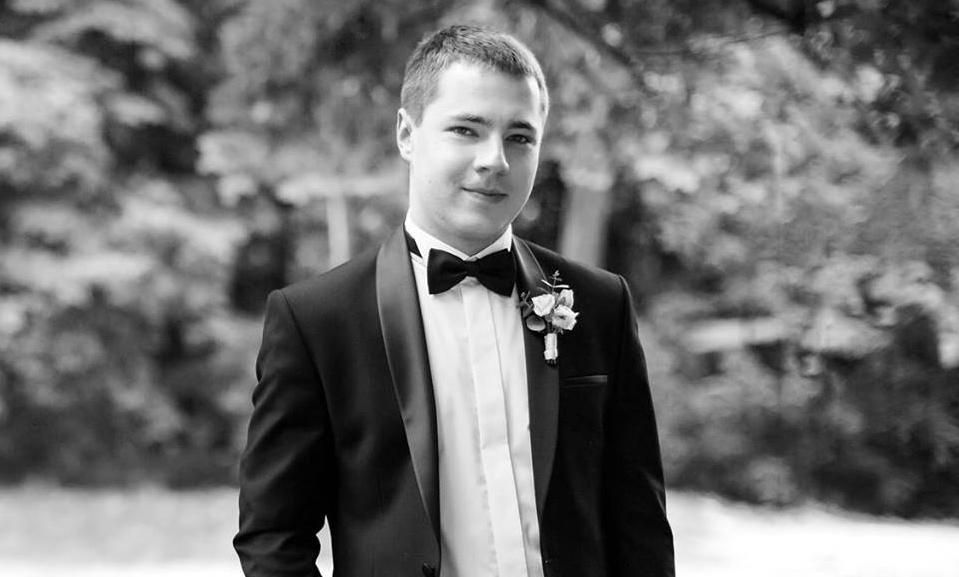 У Львові від страшної хвороби помер молодий волонтер У Львові від страшної хвороби помер молодий волонтер