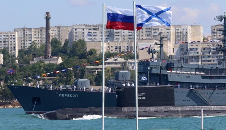 Путін запропонував повернути Україні кораблі з Криму: віце-адмірал пояснив підступ Путін запропонував повернути Україні кораблі з Криму: віце-адмірал пояснив підступ