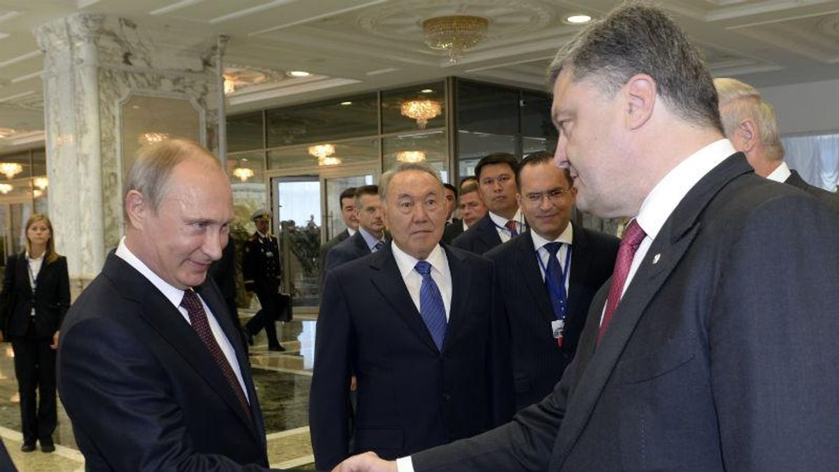 Возвращение кораблей из Крыма: украинским властям советуют игнорировать предложение Путина Возвращение кораблей из Крыма: украинским властям советуют игнорировать предложение Путина