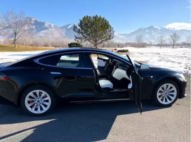 Тесла Тесла