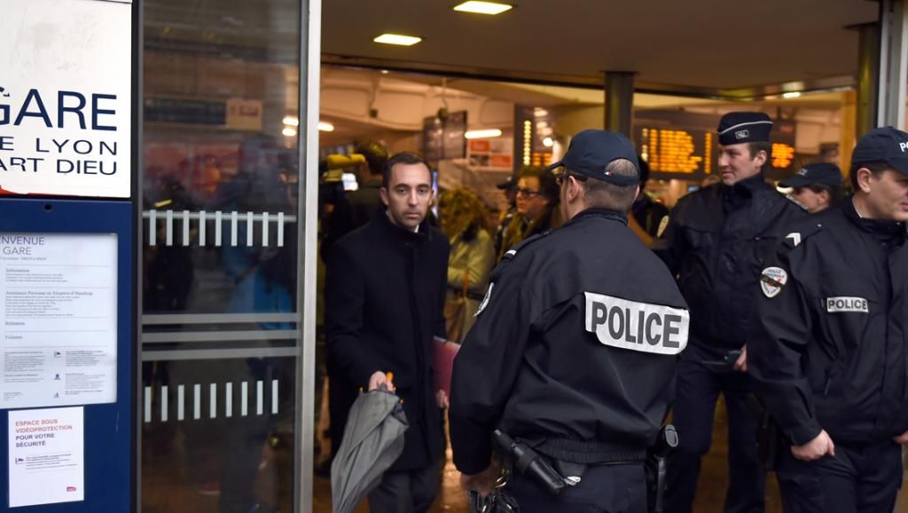 П'яні пасажири розгромили потяг у Франції: поліція арештувала 29 осіб