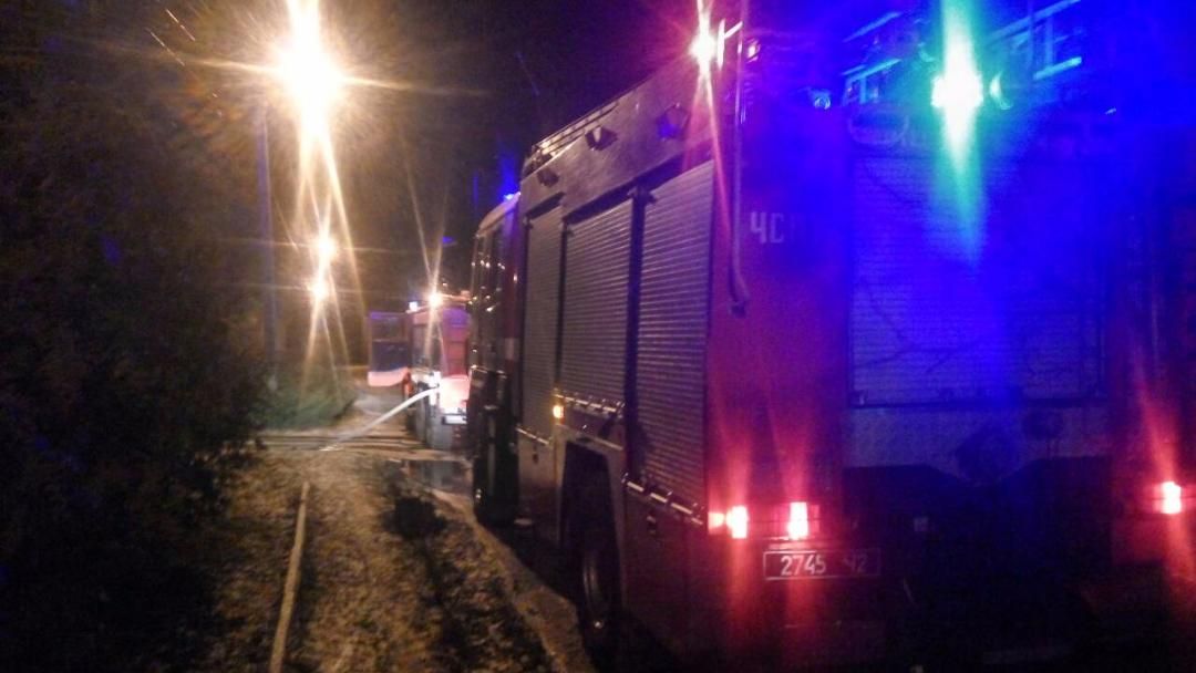 Невідомі підпалили джип доньки судді на Волині Невідомі підпалили джип доньки судді на Волині