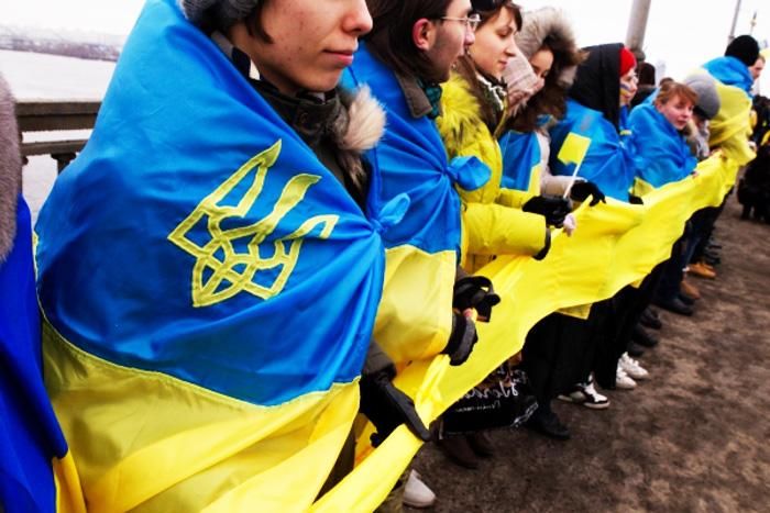 У Києві береги Дніпра об’єднають "живим ланцюгом" У Києві береги Дніпра об’єднають "живим ланцюгом"