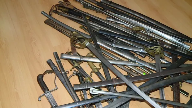 У Запорізькій області екс-керівника ГУ МВС підозрюють у присвоєнні колекційної зброї