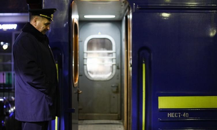 За квитки на потяги за кордон нарешті можна розрахуватись карткою За квитки на потяги за кордон нарешті можна розрахуватись карткою