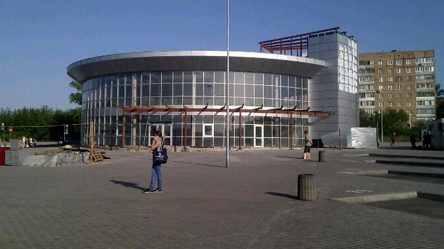 Журналист показал ужасающие руины автовокзала в Донецке Журналист показал ужасающие руины автовокзала в Донецке