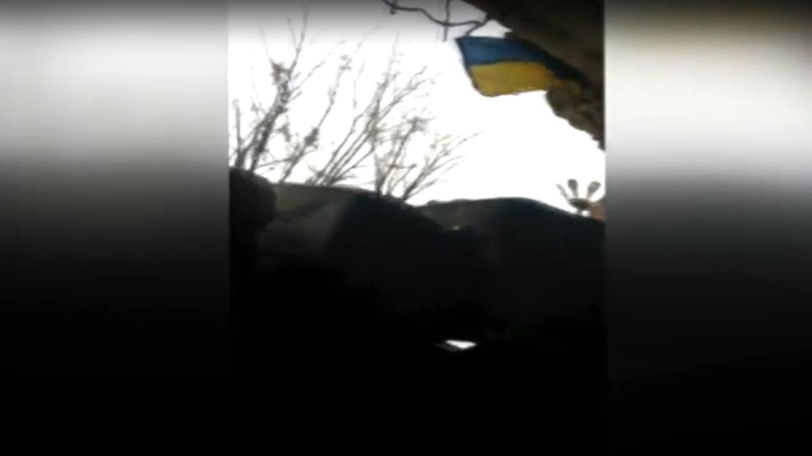 "Кіборг" оприлюднив архівне відео з середини донецького аеропорту "Кіборг" оприлюднив архівне відео з середини донецького аеропорту