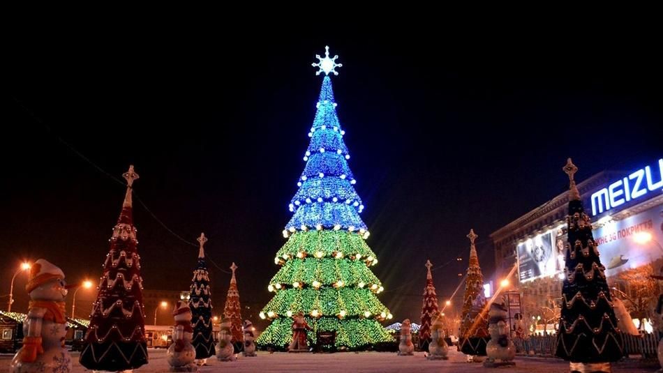 В Украине выбрали самое высокое новогоднее дерево 2018 года