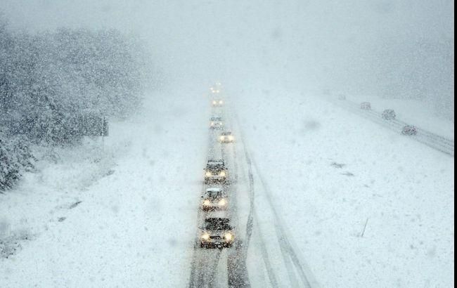 Негода в Україні: яка ситуація на дорогах Негода в Україні: яка ситуація на дорогах