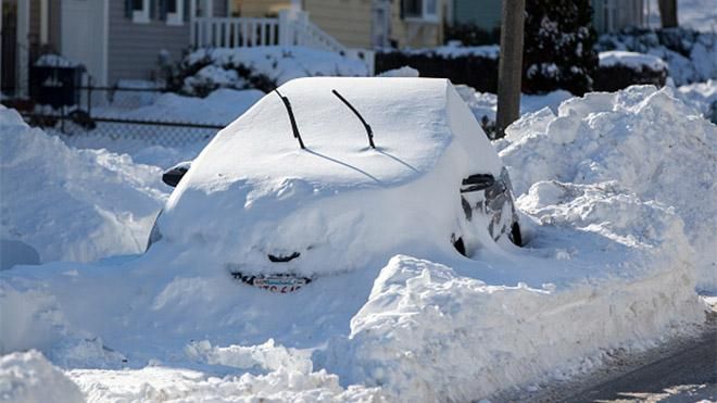 Мощный снегопад в США унес жизни по меньшей мере 10 человек Мощный снегопад в США унес жизни по меньшей мере 10 человек