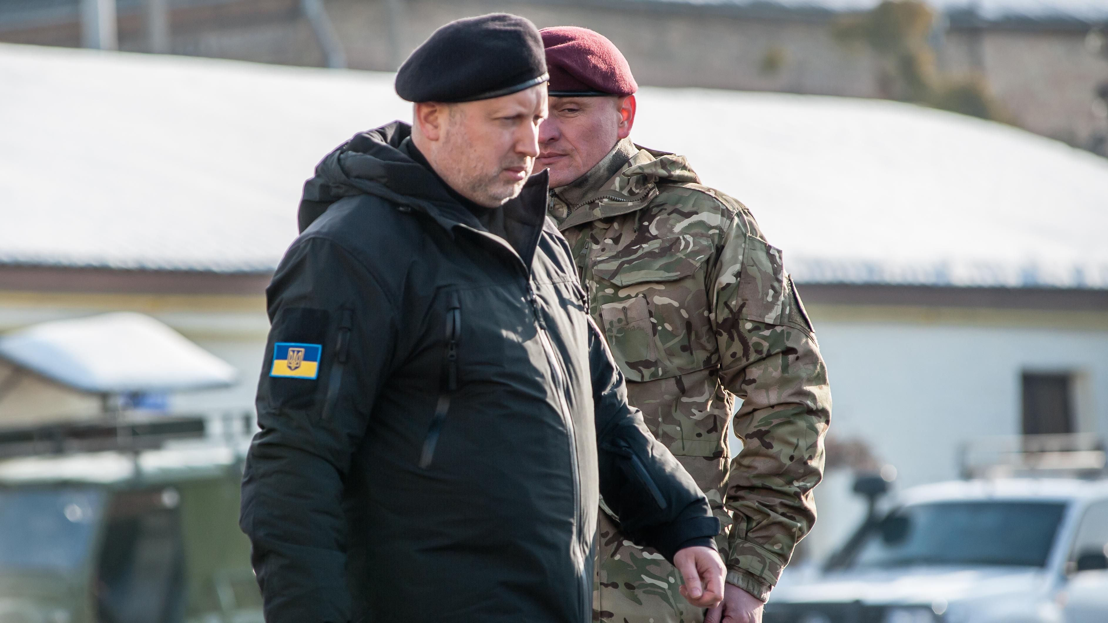 Турчинов пояснив, як закон про реінтеграцію Донбасу вплине на дії Кремля в Україні Турчинов пояснив, як закон про реінтеграцію Донбасу вплине на дії Кремля в Україні