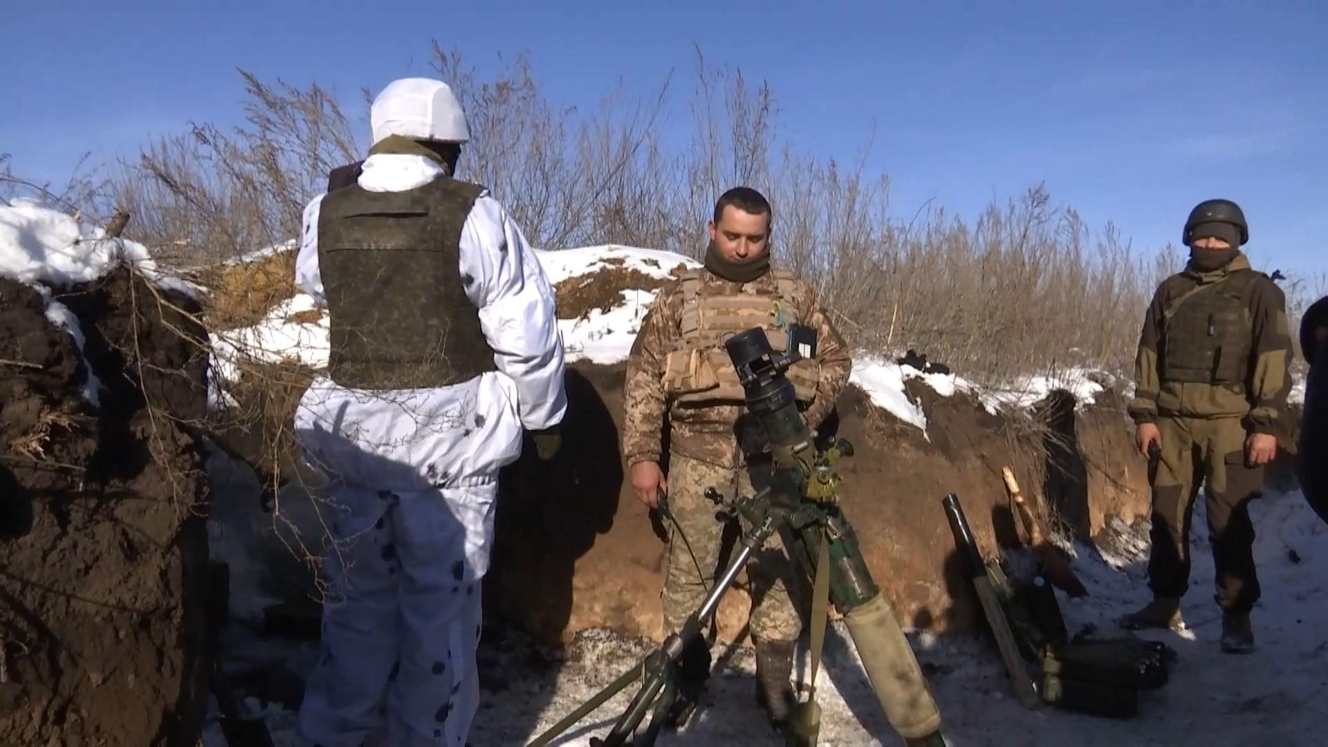 Терористи обстріляли вулицю, на якій гуляли діти Терористи обстріляли вулицю, на якій гуляли діти