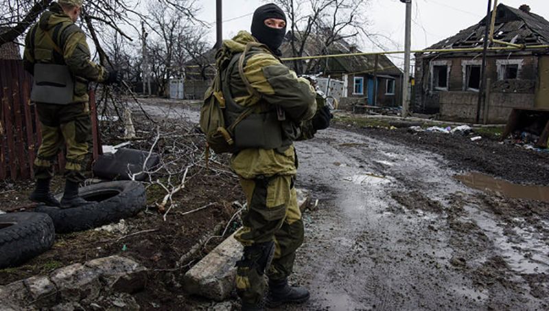 Терористи на Донбасі залишили помирати свого солдата на полі бою 