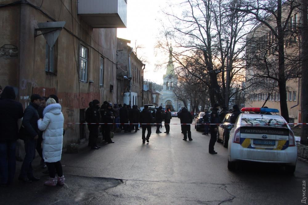 Полиция исследует действия правоохранителей во время перестрелки в Одессе