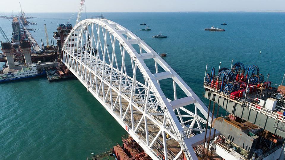 Керченский мост и амбиции: почему у россиян все идет по плану