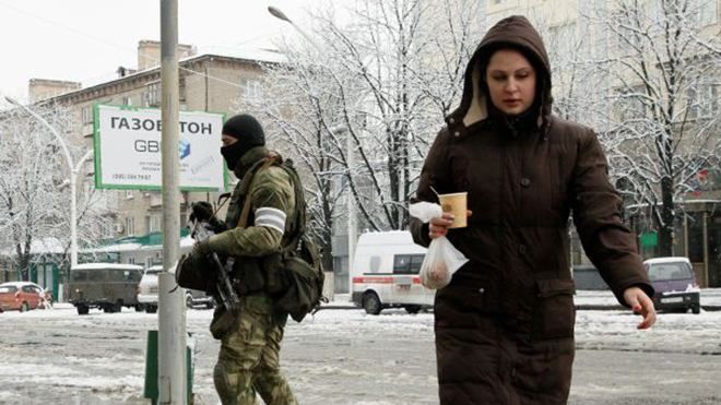 Життя в окупації без шаблонів: з якими труднощами стикнулися жителі Луганська