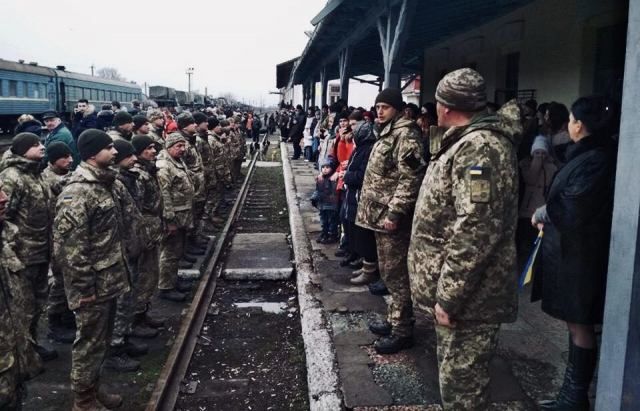 Найбільший підрозділ Збройних Сил покинув зону АТО