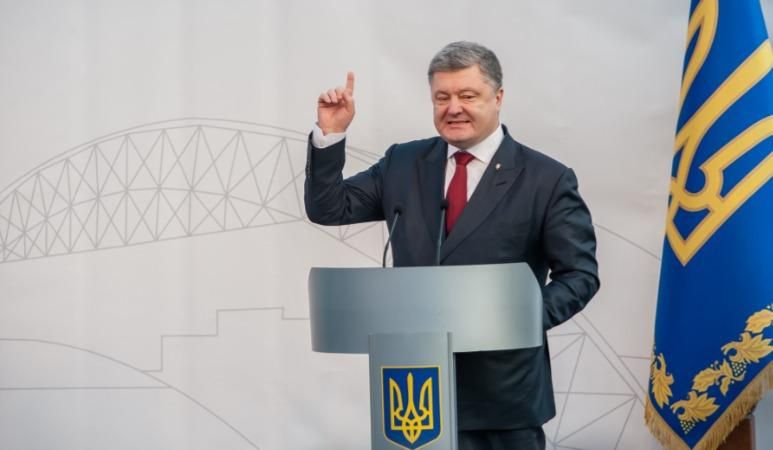 Закон о реинтеграции Донбасса: Порошенко заверил, что немедленно его подпишет Закон о реинтеграции Донбасса: Порошенко заверил, что немедленно его подпишет