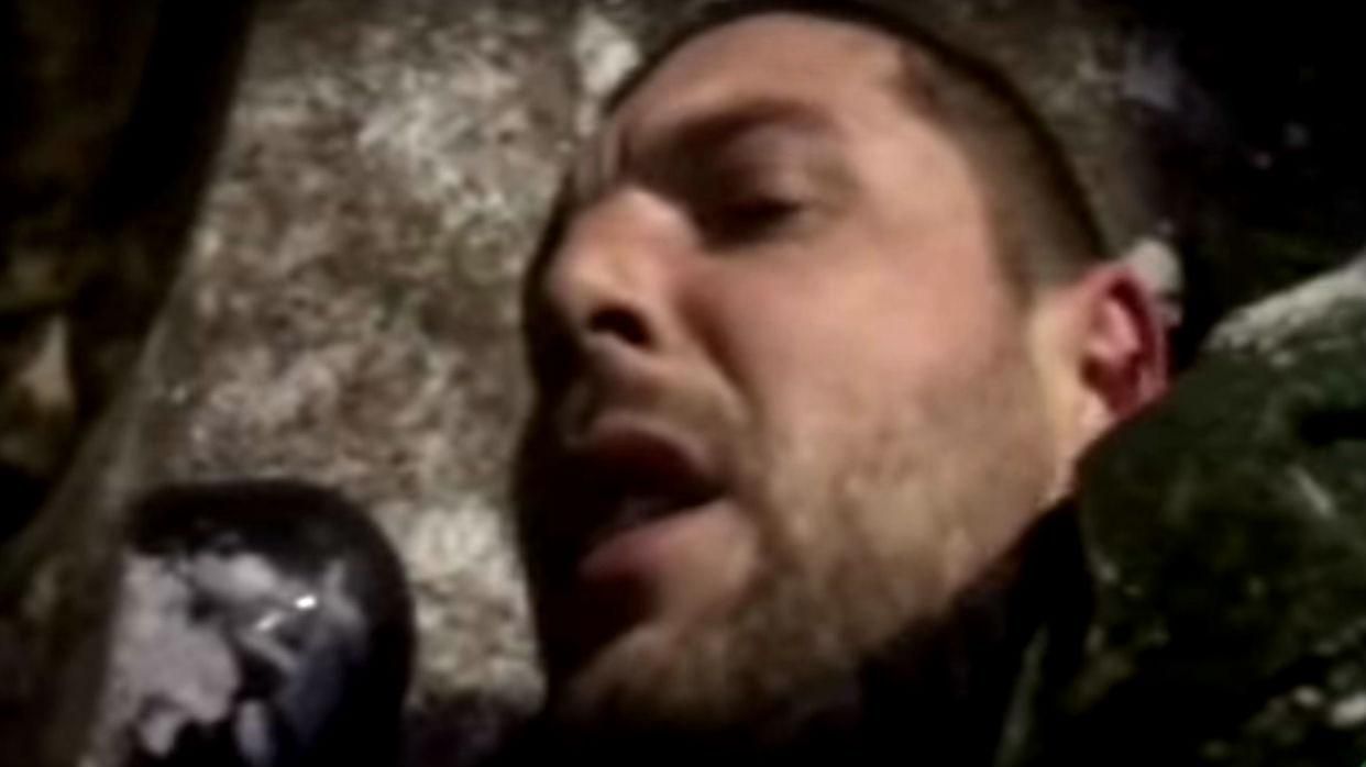 Как украинские бойцы задерживали вражеского разведчика: появилось видео Как украинские бойцы задерживали вражеского разведчика: появилось видео