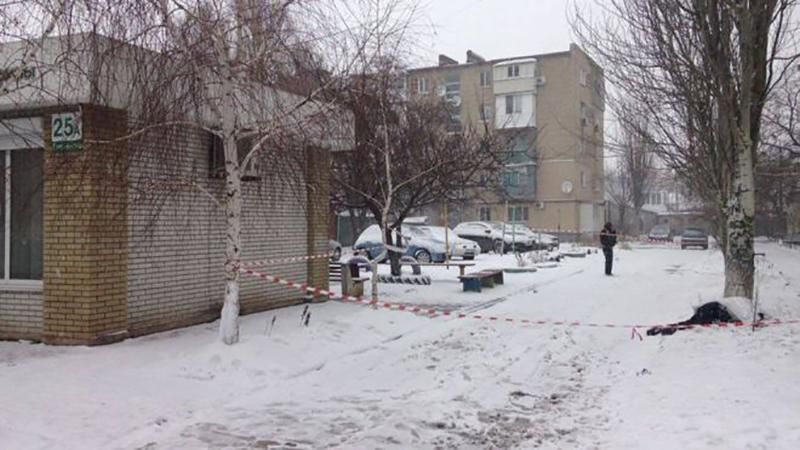 Появились детали взрыва гранаты в Бердянске, в результате которого пострадали полицейские Появились детали взрыва гранаты в Бердянске, в результате которого пострадали полицейские