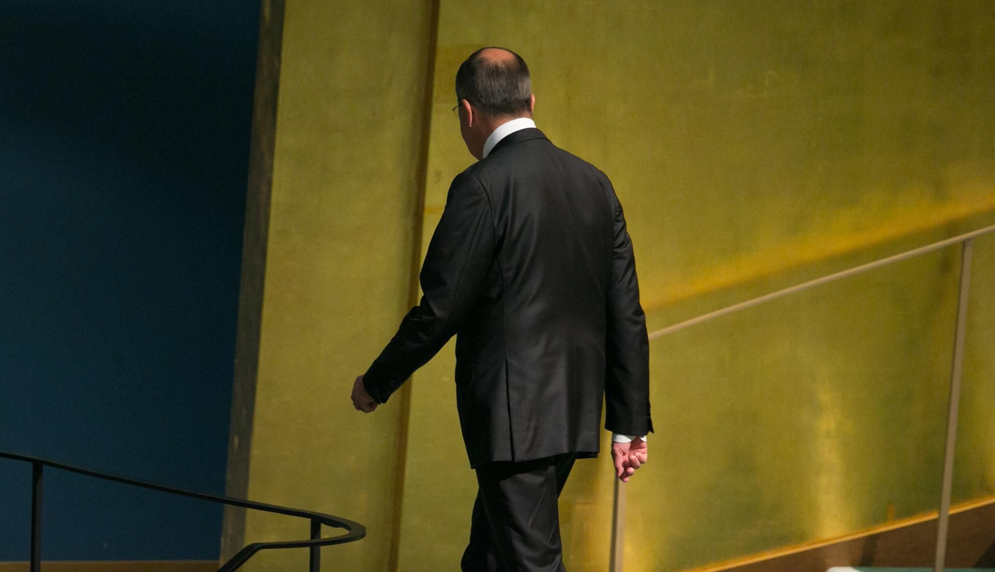 Лавров вспомнил о "холодной войне" и беспрецедентной русофобии: дипломат объяснил это заявление Лавров вспомнил о "холодной войне" и беспрецедентной русофобии: дипломат объяснил это заявление