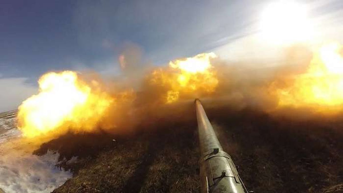 Боевики ударили из тяжелого оружия по оккупированной ими же территории: возможны жертвы среди гражданских Боевики ударили из тяжелого оружия по оккупированной ими же территории: возможны жертвы среди гражданских