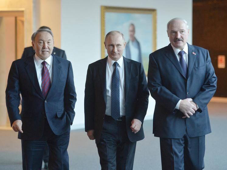 У Беларуси и Казахстана такие же проблемы с Россией, как и в Украине, – политолог