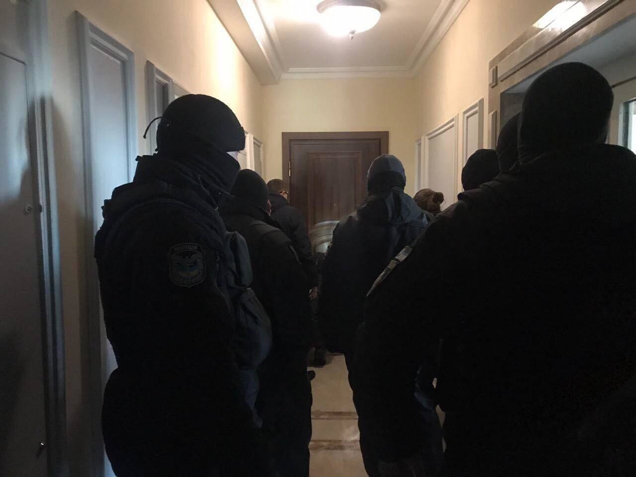 Через елітну квартиру екс-міністра часів Януковича Клименка у Києві сталися сутички