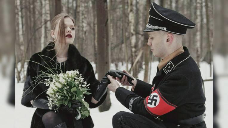 В Днепре правоохранитель попал в скандал из-за провокативных фото