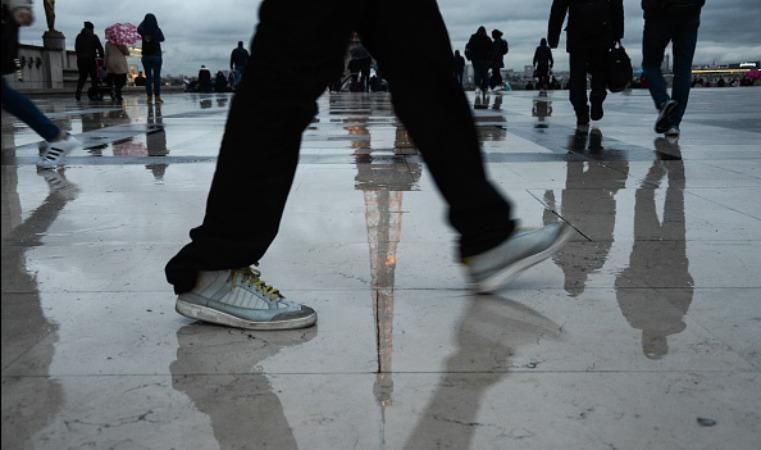 Париж знову затопило: вода залила станції міських електричок Париж знову затопило: вода залила станції міських електричок