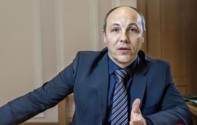 Парубій пояснив, чому жителі Криму не підтримували Майдан та зміну влади в Україні Парубій пояснив, чому жителі Криму не підтримували Майдан та зміну влади в Україні