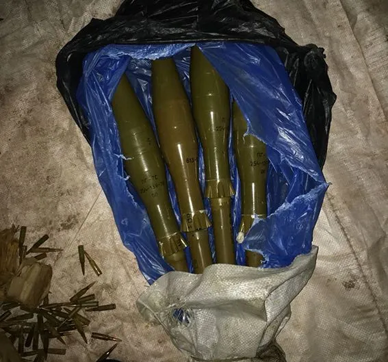 Незаконні вибухові речовини Незаконні вибухові речовини