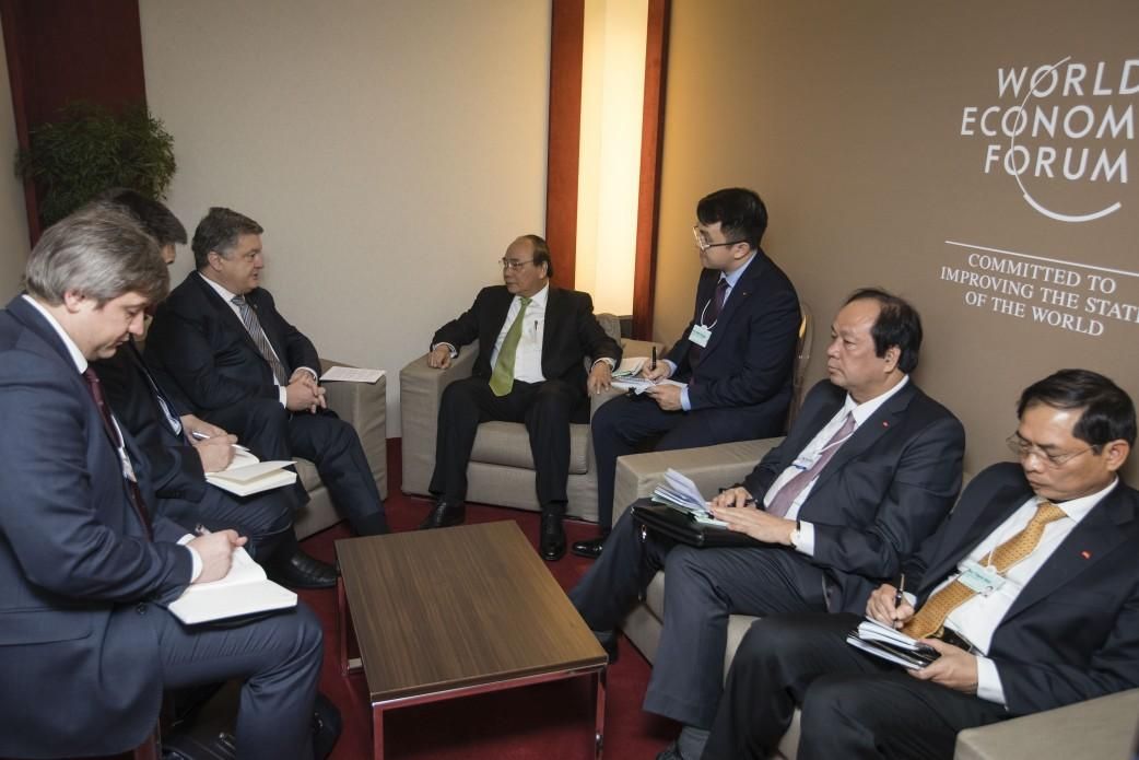 О чем говорил Порошенко в Давосе О чем говорил Порошенко в Давосе