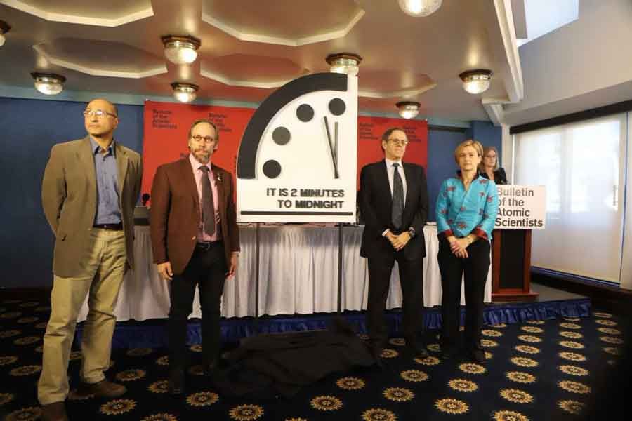 Наближення кінця світу: Годинник судного дня перевели вперед Наближення кінця світу: Годинник судного дня перевели вперед