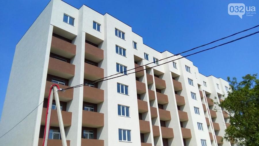 У Львові сім’ї учасників АТО отримали квартири у будинку, збудованому за гроші громади