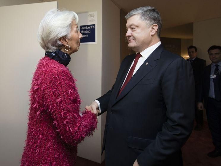 Влада погодиться на всі вимоги МВФ, – політолог про зустріч Лагард і Порошенка у Давосі