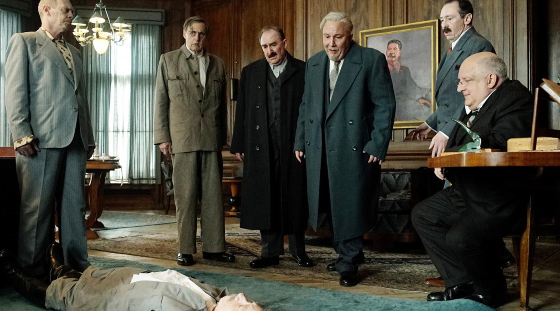 Тирании не любят, когда их высмеивают, – блогер о запрете фильма "Смерть Сталина" Тирании не любят, когда их высмеивают, – блогер о запрете фильма "Смерть Сталина"